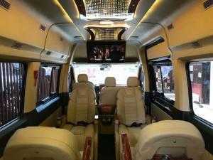 Mua xe Hyundai Solati Limousine 16 chỗ, trả trước 200 triệu, giao xe ngay - Hotline: 0913553798 (24/24)