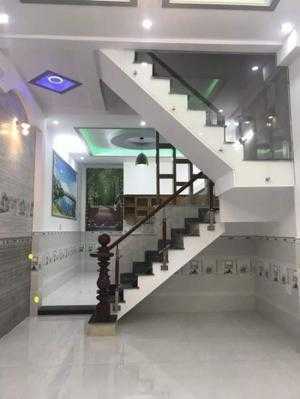 Do nhu cầu công việc chuyển chỗ làm cần bán nhanh nhà 1T2L giá rẻ