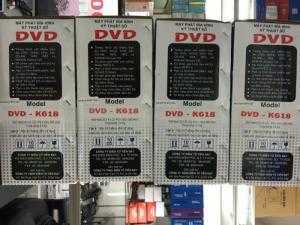 Đầu DVD KARAOKE 6 số Tiến Đạt K618 Kích thước: 430 x 260 x 90mm
Trọng lượng: 2.4kg
Hàng mới 100%, chính hãng 100%
