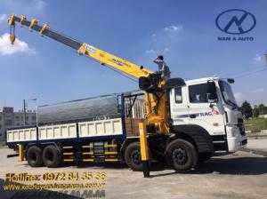 Xe tải HYUNDAI HD320 lắp cần cẩu Soosan 10 tấn 5 khúc SCS1015LS