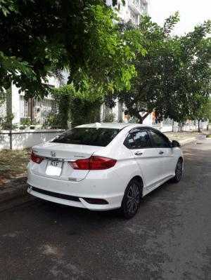 Bán Honda City TOP 2017, xe lướt, màu trắng, biển TP, giá TL, hổ trợ góp
