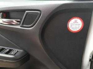 Bán Honda City TOP 1.5CVT màu trắng số tự động vô cấp sản xuất cuối 2017 biển Sài Gòn lăn bánh 5000km