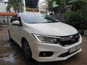 Bán Honda City TOP 1.5CVT màu trắng số tự động vô cấp sản xuất cuối 2017 biển Sài Gòn lăn bánh 5000km