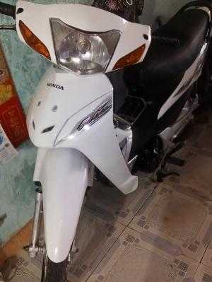 Ban xe wave trang