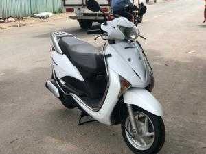 Honda Lead Fi nhập khẩu cuối 2010 nữ SD zin 100%