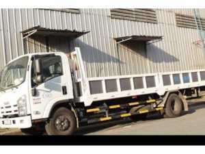 Isuzu EURO 4 thùng lững tải 5,9 tấn thùng 6,2 mét