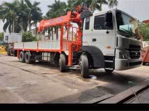 Xe tải hyundai hd320 4 chân gắn cẩu kanglim 10 tấn