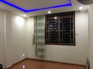 Phân lô đầu rồng Huỳnh Thúc Kháng 6 tầng thang máy- ô tô tránh - kinh doanh 42m2sd - hiếm rẻ đẹp