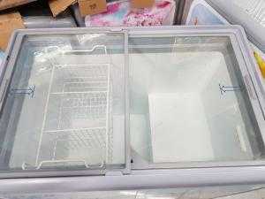 Tủ đông trưng bày Thái Lan 300 lít (Kính bằng)
