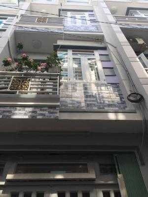 Bán gấp nhà Lê Văn Khương Q12, 3,5x9,5m giá rẻ hơn thị trường