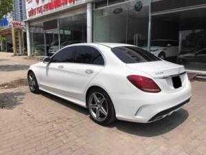 Bán Mercedes C250 AMG 2015 - Xe đăng kí 2015, rất đẹp mới chạy 4,2 vạn km