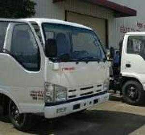 Bán xe tải ISUZU 1,9T thùng siêu dài 6,2m vào thành phố.
