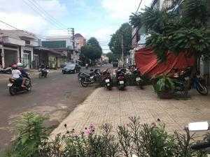 Mặt tiền kinh doanh 10m x 30m đường Quang Trung