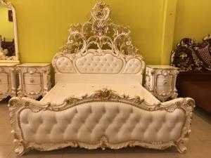Giường ngủ victoria dát vàng ý