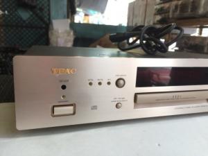 Bán chuyên CD TEAC 8 hàng bải ,đẹp tuyển nhật về .