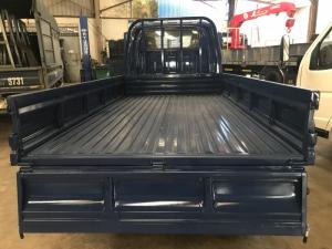 Hyundai Porter 150, HD700 Đồng vàng satxi, thùng kín, thùng bạt