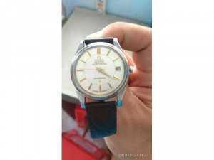 Đồng hồ omega tự động