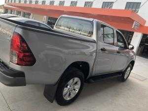 Hilux 2.4 số tự động (4x2)