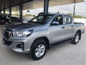 Hilux 2.8 số tự động (4x4) MÀU BẠC
