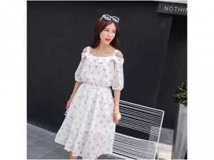 Đầm voan maxi trễ vai