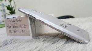 Asus Zenmax 3 Mới 100% FULLBOX- Ram 3G rom 32GB/ Pin 4000mAh/ Vân tay 1 chạm