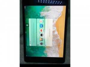 Ipad mini 4 màu đen 3G 64G