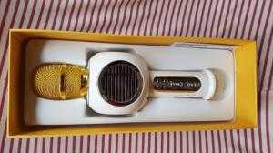 Micro Karaoke M8 (MàuTrắng),âm thay hay, có đèn LED sân khấu nhấp nháy