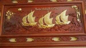 Tranh Dát Vàng Gỗ Hương 100% Vip Thuộn Buồm Xuôi Gió, Mã Đáo Thành Công.