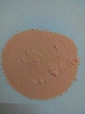 dạng bột mịn màu vàng cam , tan trong nước, mùi thơm hương sữa
