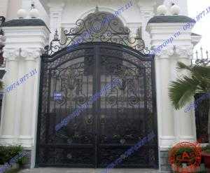 Cổng sắt đẹp TPHCM 03