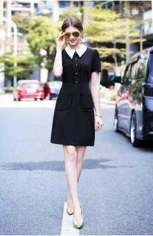 + Màu sắc: Đen
+ Chất liệu: Tuyết mưa
+ Size M: Dài 88cm, Ngực: 84-90cm, eo: 62-70cm, mông: 86-92cm, thích hợp cho bạn nữ từ 48kg - 54kg tùy chiều cao.
+ Size L: Dài 90cm, Ngực: 90-94cm, eo: 72-76cm, mông: 92-96cm, thích hợp cho bạn nữ từ 55kg - 58kg tùy chiều cao.
+ Size XL: Dài 92cm, Ngực: 96-98cm, eo: 76-80cm, mông: 94-98cm, thích hợp cho bạn nữ từ 60kg- 68kg tùy chiều cao.