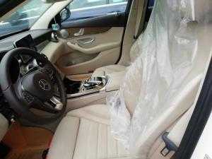 Mercedes Benz C300, đăng ký biển số, chưa qua sử dụng