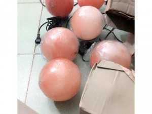 Đèn đá muối hình tròn