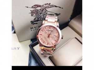 Burberry cặp nam nữ