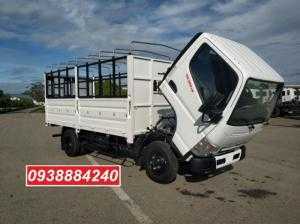 Bán xe tải Mitsubishi Fuso Canter 4.99 tải 2,2 tấn đời 2018 mới nhất Euro 4 tại Thaco Long An, Tiền Giang, Bến Tre
