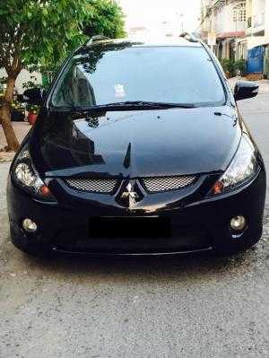 Mitsubishi Grandis 2006 tự động màu đen