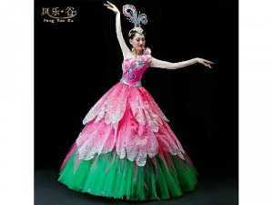 Cho thuê trang phục biểu diễn Bình Dương