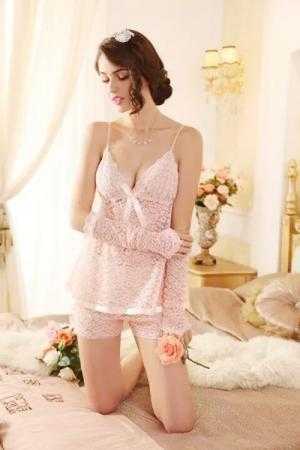 Đồ ngủ siêu mỏng mới nhất cho bạn gái