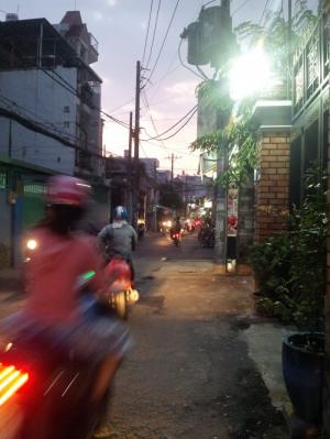 Nhà MT đường số 13, 8tỷ, 100m (5x20), 5 tầng, có thang máy, gần nhà thờ Hạnh Thông Tây, phường 11, Gò Vấp