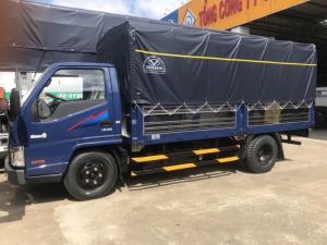 Xe tải 2t5 Iz49 euro4 thùng mui bạt