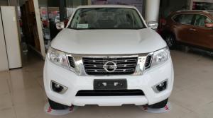 Nissan Navara SL 2.5 MT 4WD 2018 (Xe nhập khẩu, 2 cầu số sàn, Màu trắng)
