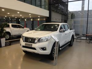 Nissan Navara SL 2.5 MT 4WD 2018 (Xe nhập khẩu, 2 cầu số sàn, Màu trắng)