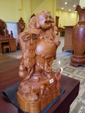 Di Lặc Cầm Thẻ Ngọc