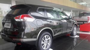 Bán xe Nissan Xtrail 7 chỗ, khuyến mãi cao, có xe giao ngay