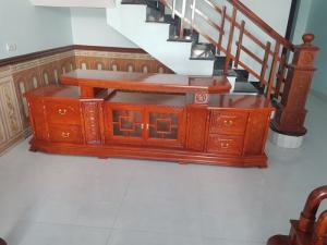 Mọi chi tiết vui lòng liên hệ:
ĐỒ GỖ MẠNH TRÁNG
https://dogomanhtrang.com
ĐỒ GỖ NỘI THẤT Mạnh Tráng - 0982 685 662 - 0163 6125 305
Địa chỉ cơ sở sản xuất – cửa hàng: Châu Phong – Liên Hà – Đông Anh – Hà Nội
Gian Hàng UY TÍN trên Mua Bán Nhanh
https://muabannhanh.com/0982685662
http://0982685662.chatnhanh.com/