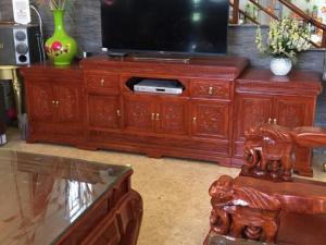Kê. Tivi Mõ Lồi 2m20 - 2m40 ( Gỗ Hương Đá ) Đồ Gỗ Mạnh Tráng bảo hành 10 năm