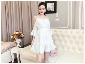 Đầm đuôi cá rớt vai