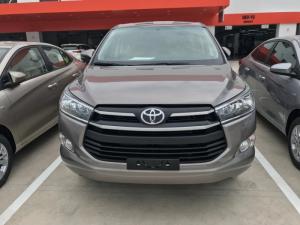Toyota Innova 2018 số sàn HCM, nhận tư vấn mua xe Innova trả góp khi liên hệ đến 0939 72 59 68