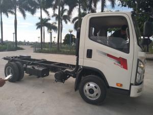 Bên cạnh việc chú trọng khả năng vận hành xe, TERA 240L được thiết kế và bố trí đầy đủ những tính năng cần thiết nhằm mang lại cảm giác thoải mái đầy thư giãn cho người sử dụng như: kính cửa sổ chỉnh điện, ca-bin lật, hệ thống điều hòa cho ca-bin, tay lái trợ lực thuỷ lực và điều chỉnh độ nghiêng.