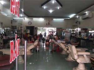 Sang Nhượng Tiệm Tóc Nam Tên Lửa Bình Tân